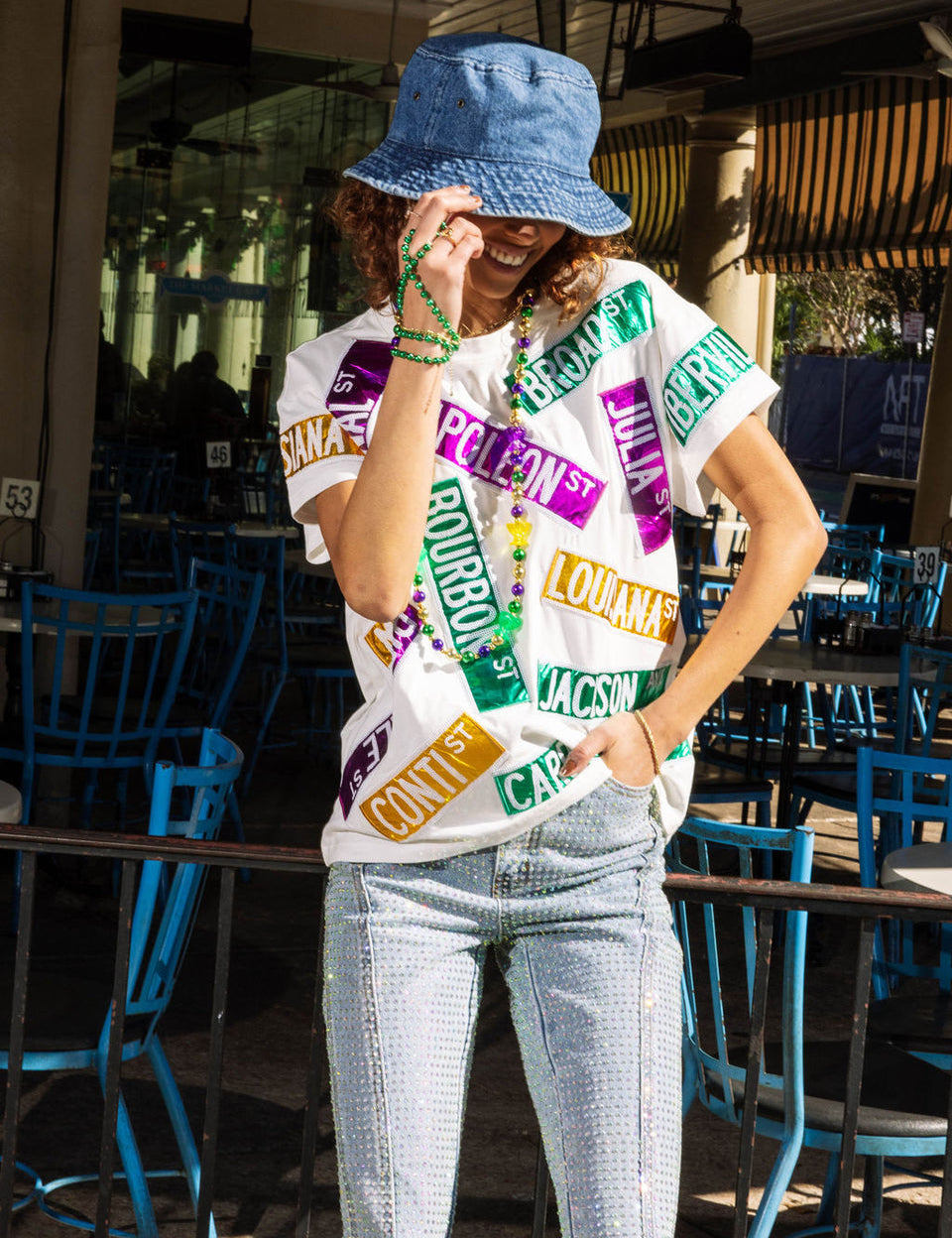 Metallic Nola Street Signs Tee - White [Queen of Sparkles]