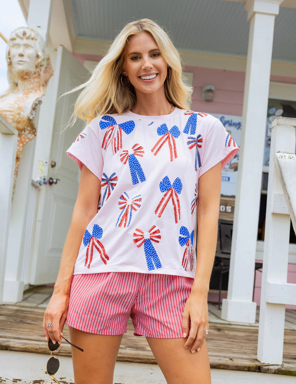 Red, White & Blue Scattered Bow Tee - Light Pink [Queen of Sparkles]