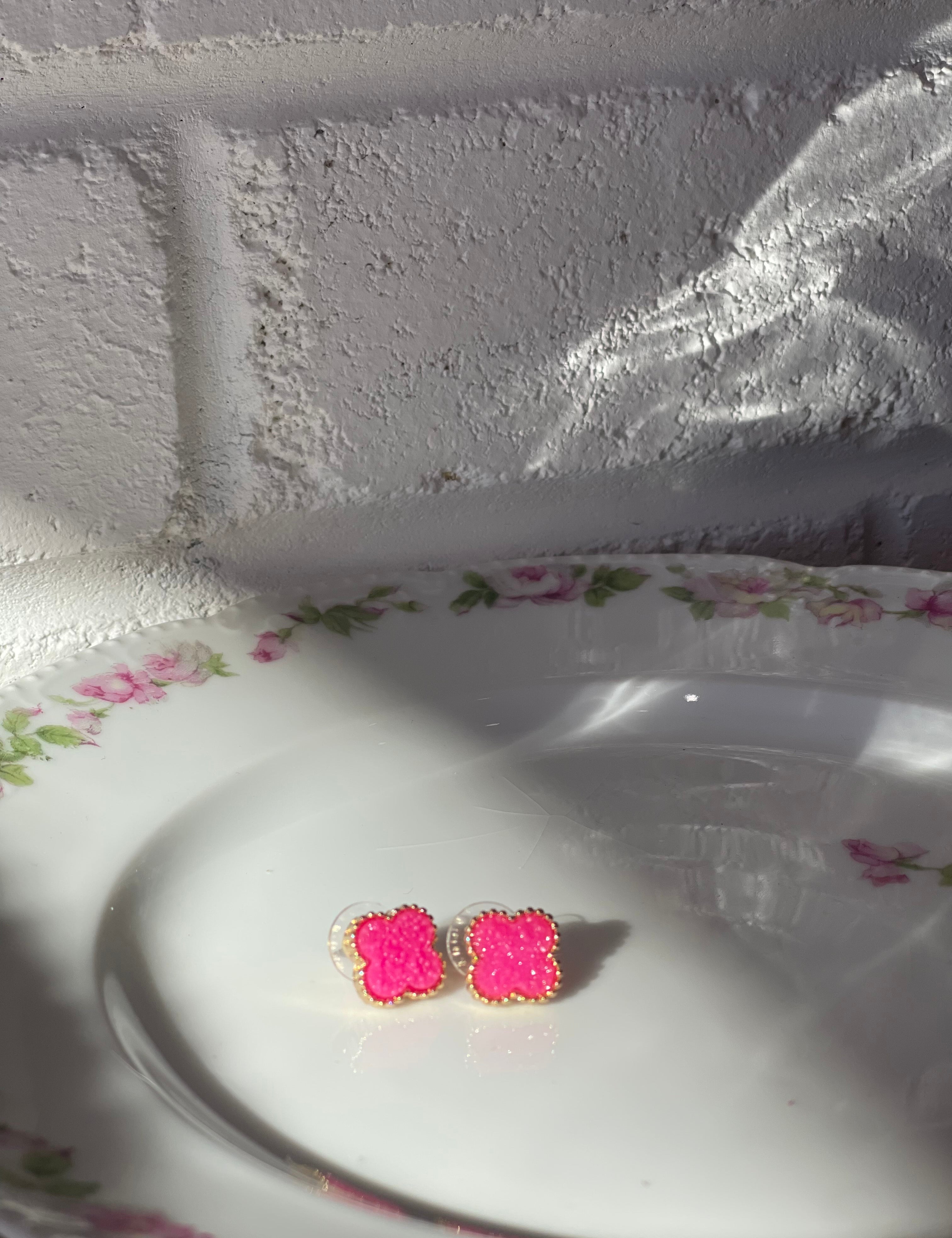 Druzy Clover Earrings Pink