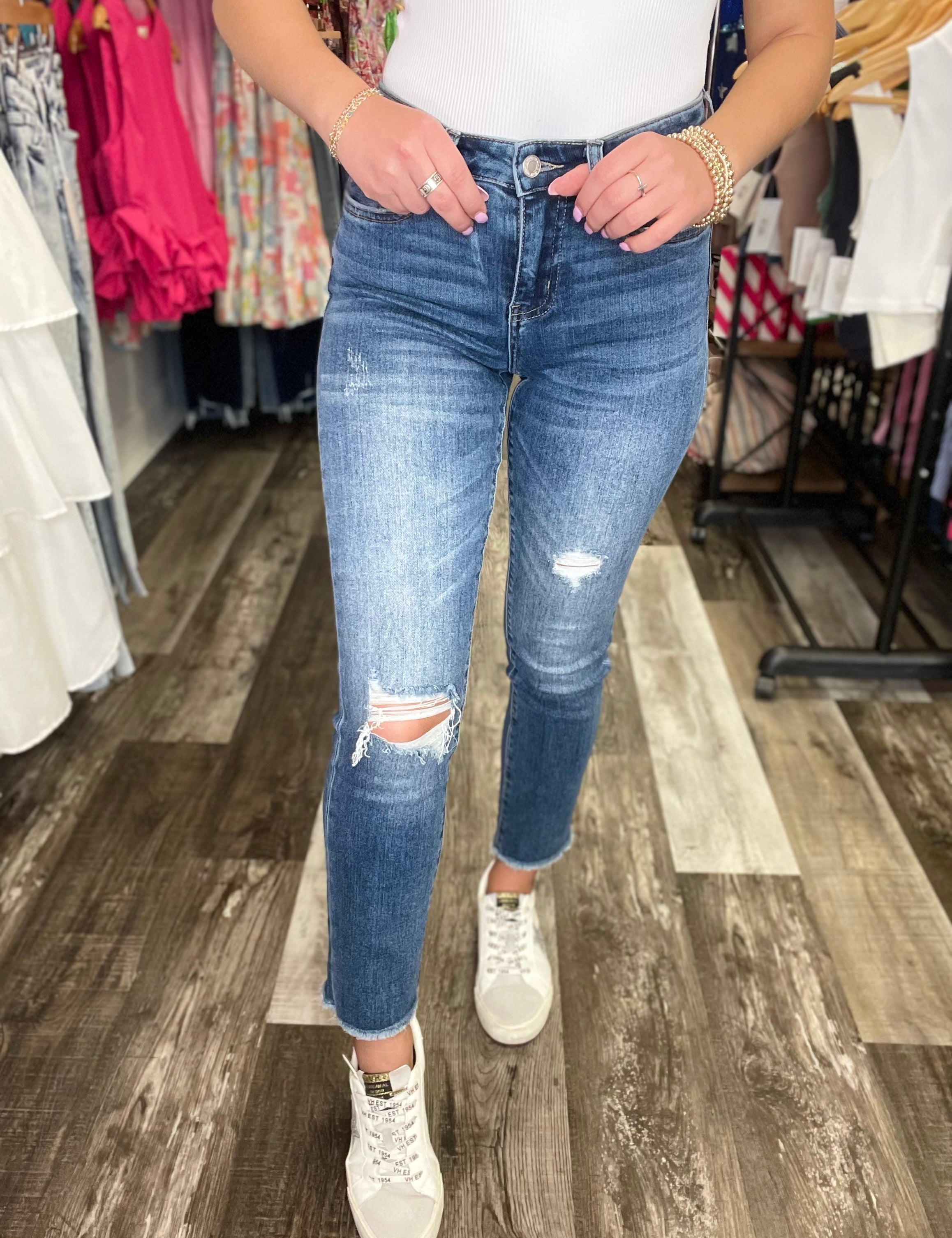 Amber Mid Rise Relaxed Straight Denim