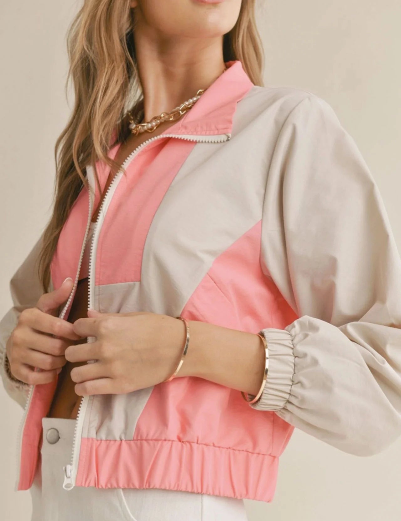 Airy Colorblock Windbreaker Cream Pink