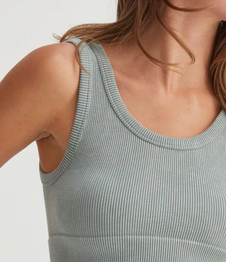 Mertle Seamless Cropped Tank Top - Sage