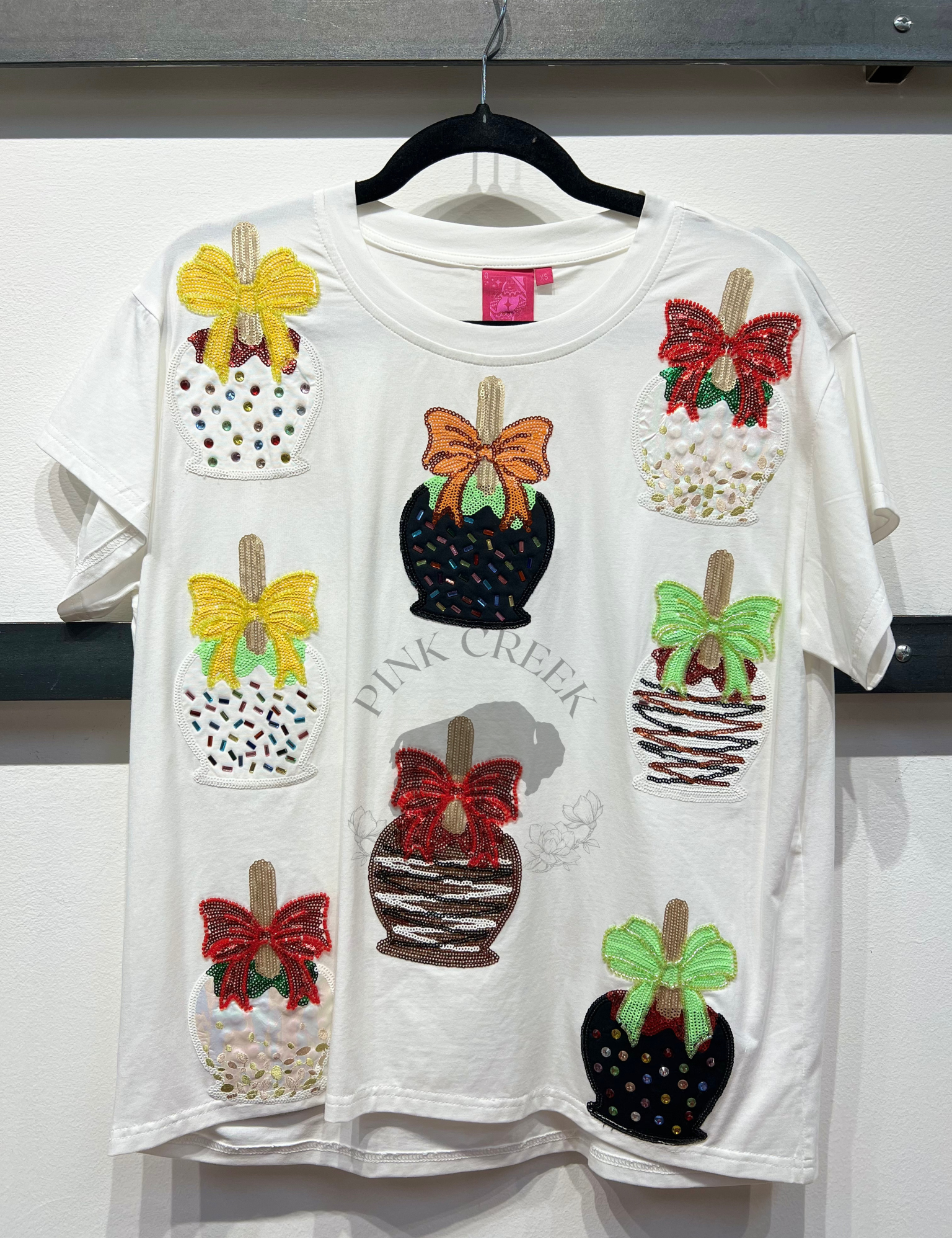 Candy Apple Tee - White [Queen of Sparkles]